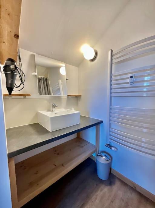 Le Petit Loup, Appartement Neuf Avec Jardin Gerbépal Eksteriør bilde